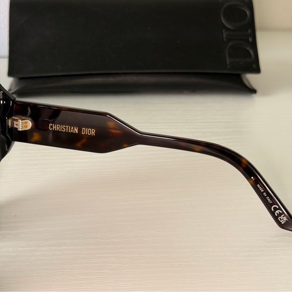 New! Dior Black Sunglasses, DiorSignature R2I 20F1, Authentic - Picture 4 of 8